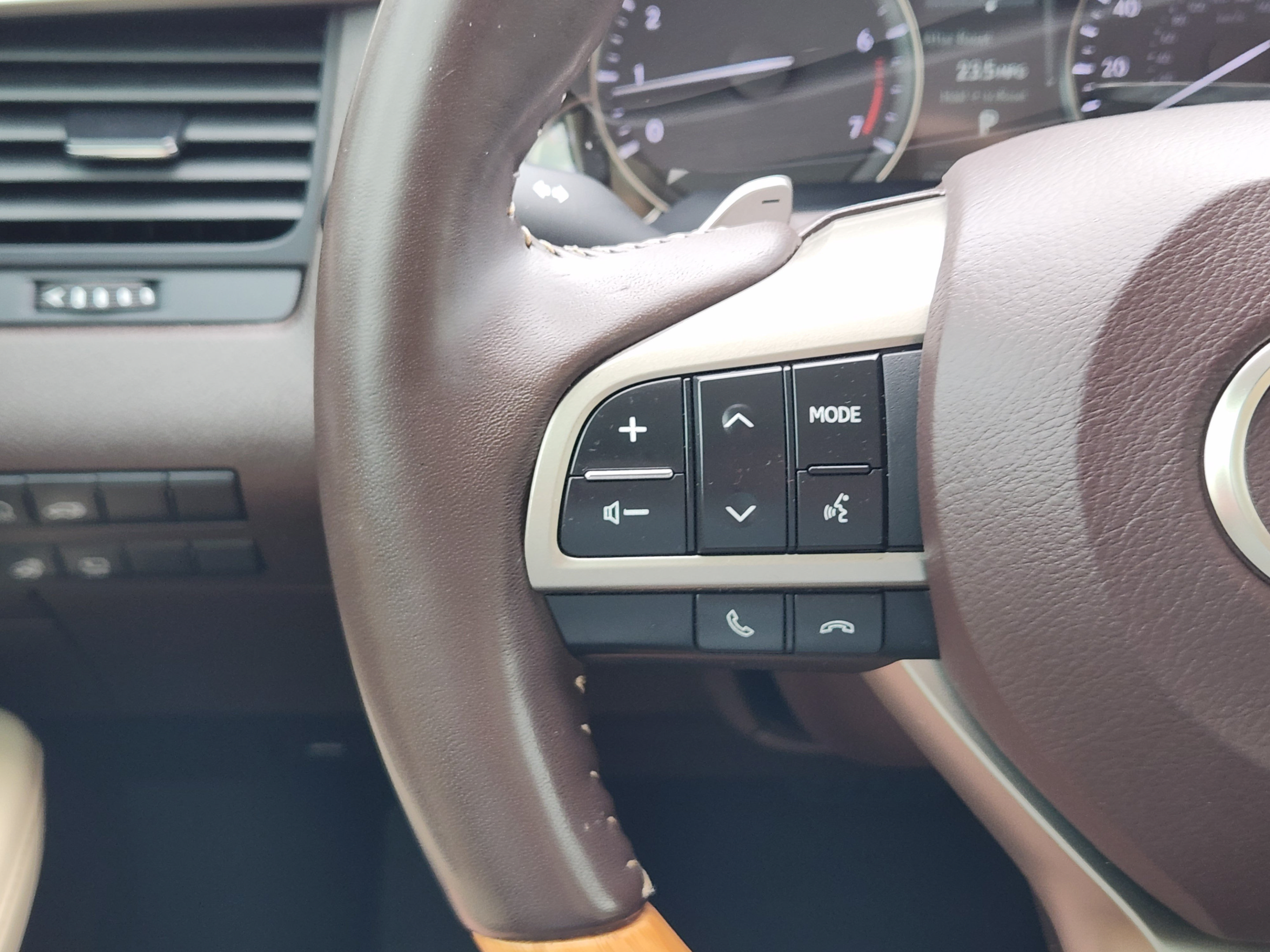 Certified 2020 Lexus RX 350 FWD w/ Premium Package image 25