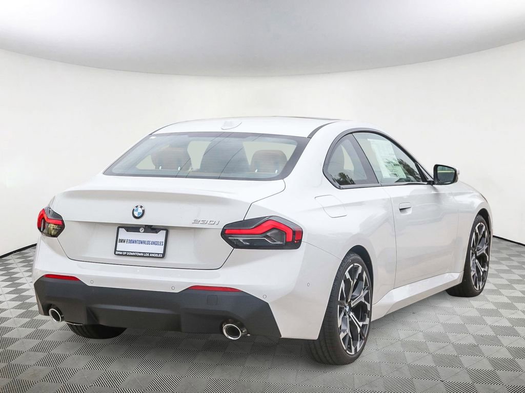 New 2025 BMW 230i Coupe w/ Premium Package image 4