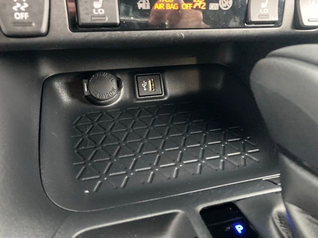 Certified 2025 Toyota RAV4 XLE w/ Weather Package AWD/4WD image 32