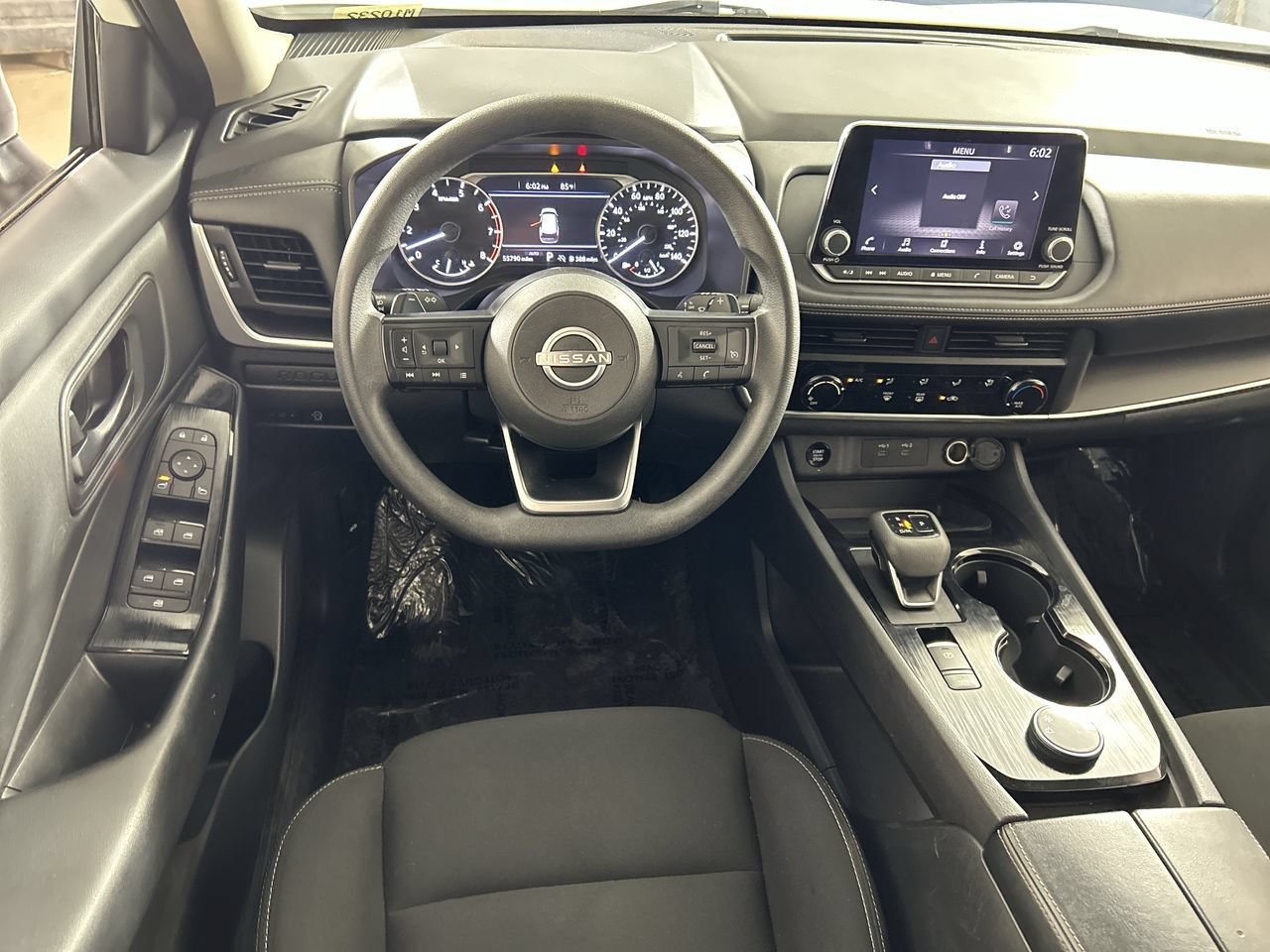 Used 2024 Nissan Rogue S AWD/4WD image 22