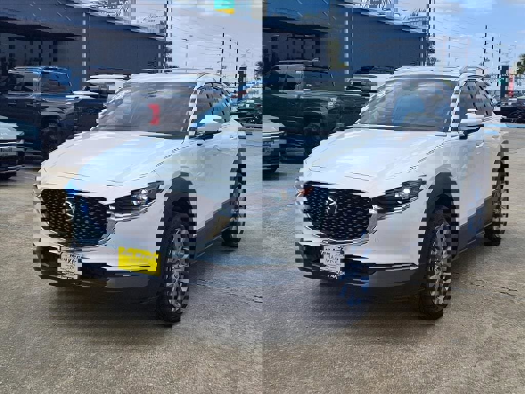 Certified 2025 MAZDA CX-30 AWD 2.5 S w/ Preferred Package image 2