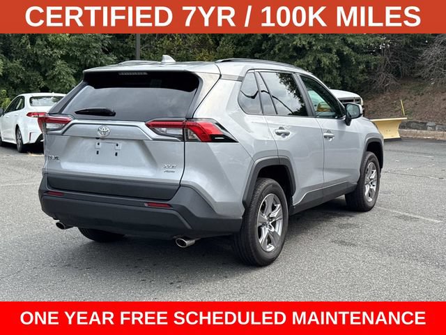 Used 2025 Toyota RAV4 XLE AWD/4WD image 2