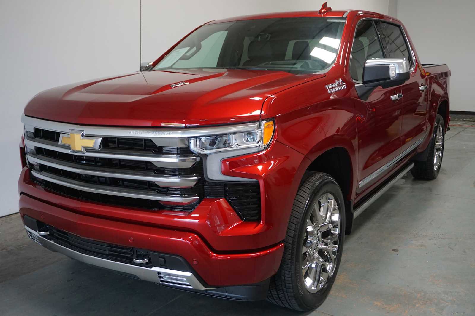 Certified 2025 Chevrolet Silverado 1500 High Country image 1