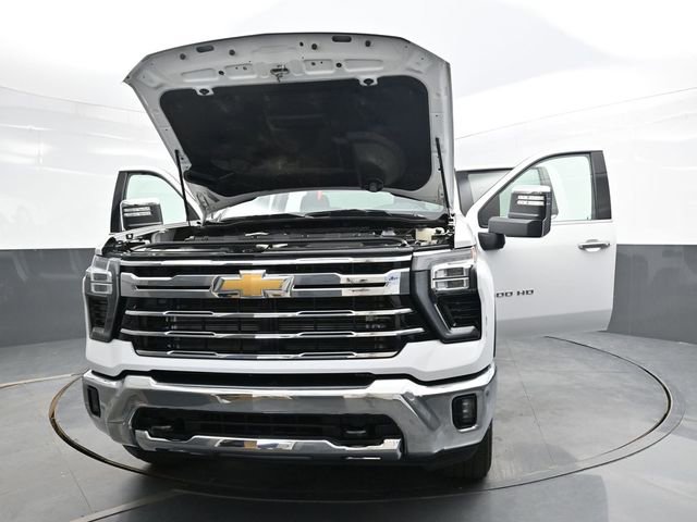 Used 2024 Chevrolet Silverado 2500 LTZ image 40