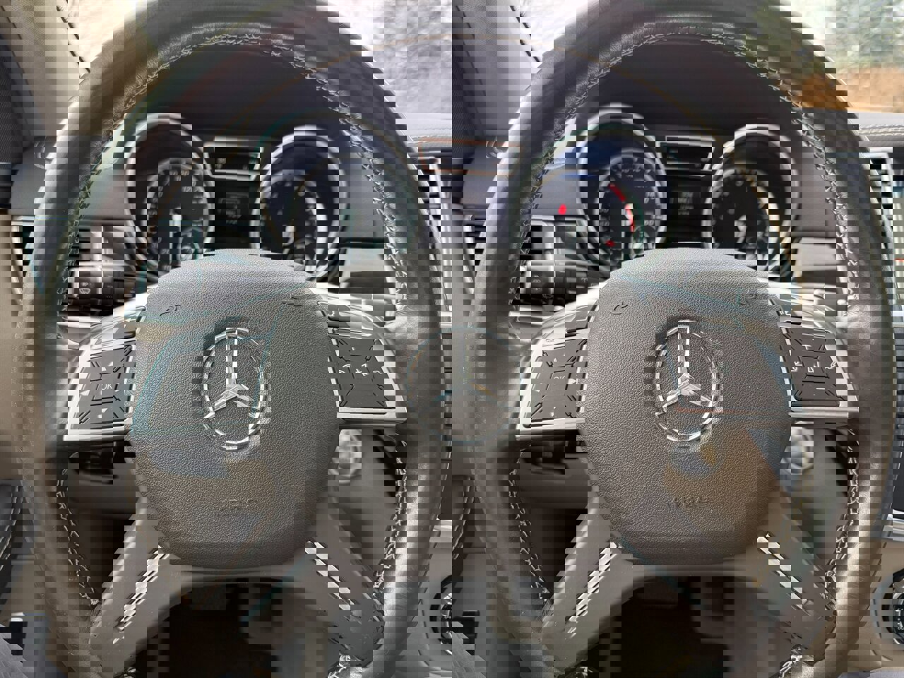 Used 2016 Mercedes-Benz GL 450 4MATIC image 15