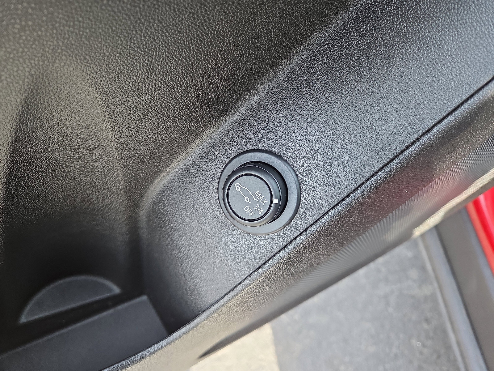 Used 2024 Chevrolet Equinox LT image 33