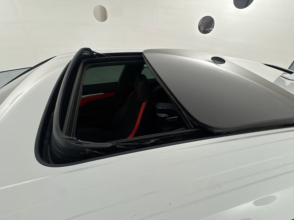 Used 2025 Lamborghini Urus SE image 23