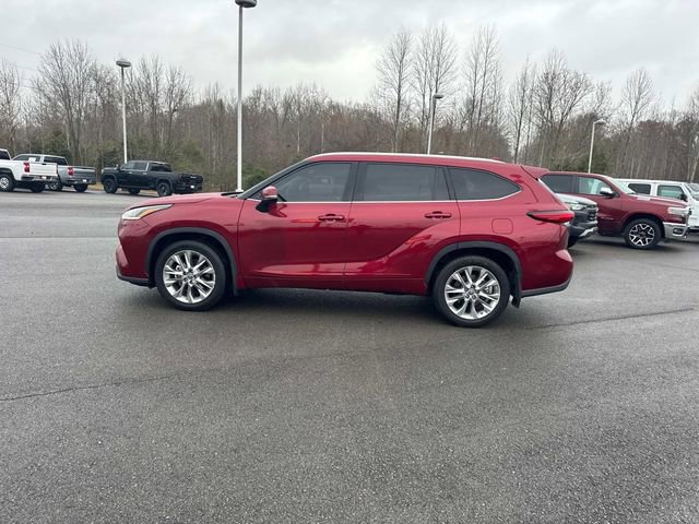 Used 2020 Toyota Highlander Limited image 11