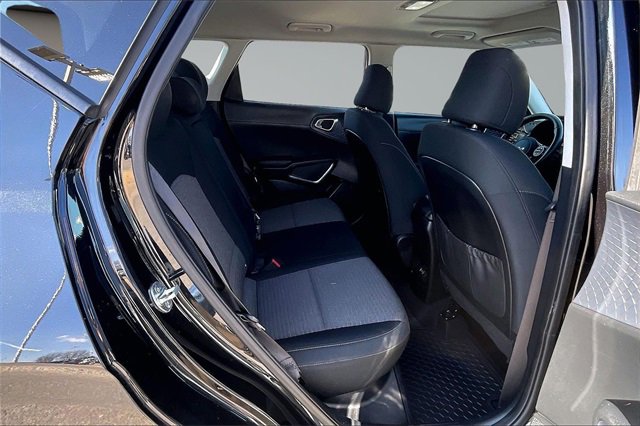 Used 2023 Kia Soul EX image 25