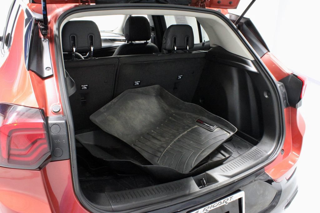 Used 2024 Buick Encore GX Sport Touring w/ Comfort Package AWD/4WD image 12