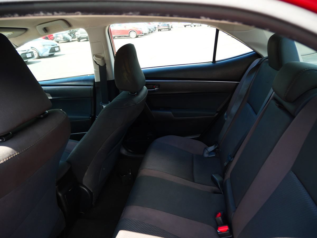 Used 2017 Toyota Corolla LE FWD image 19