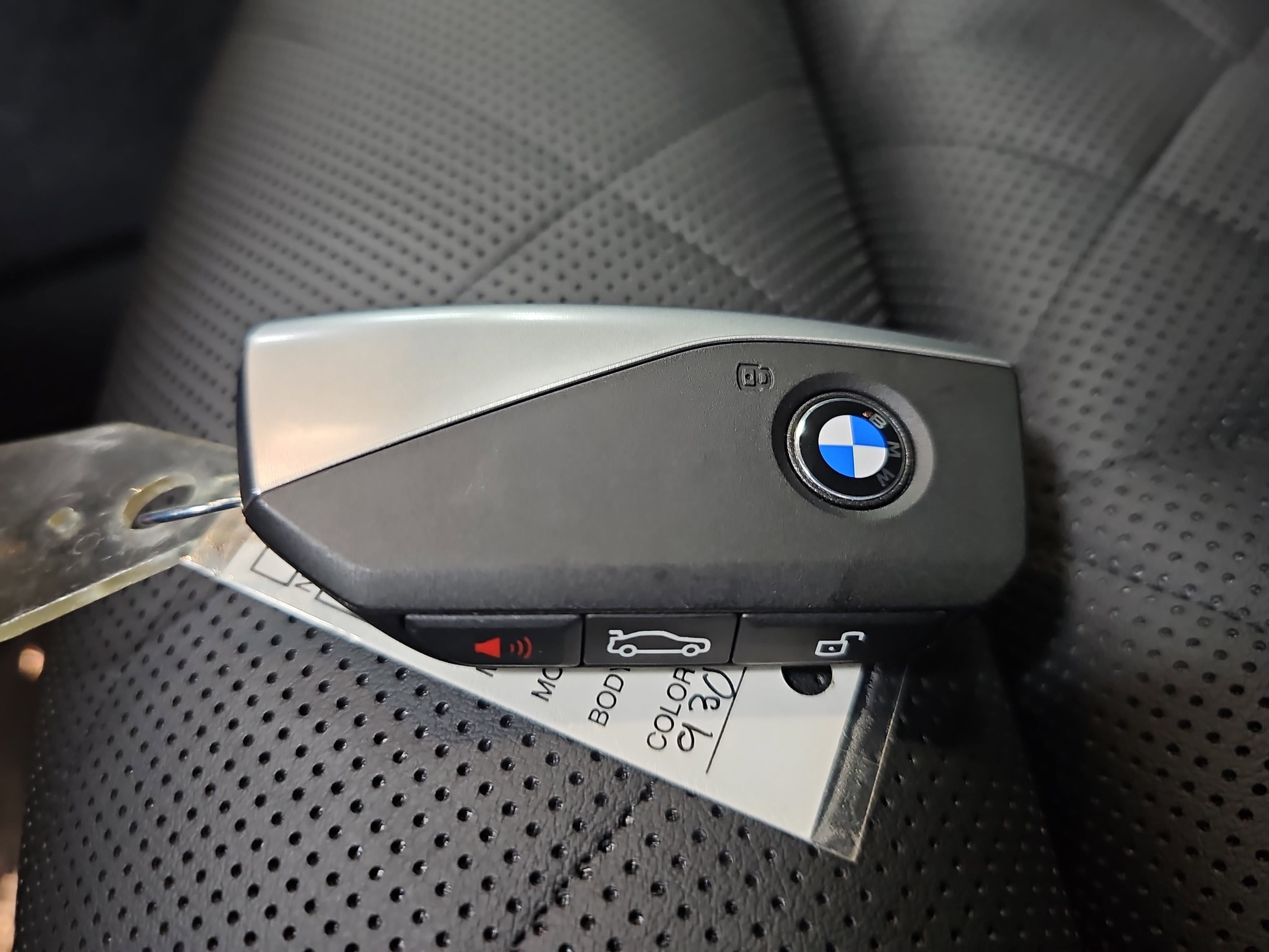 New 2026 BMW X5 xDrive40i w/ Climate Comfort Package image 38