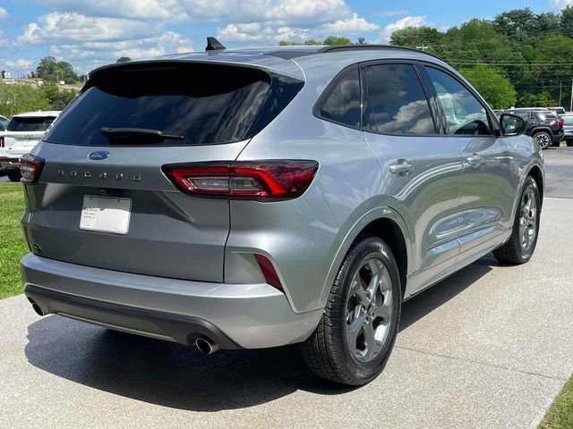 Used 2024 Ford Escape ST-Line image 5