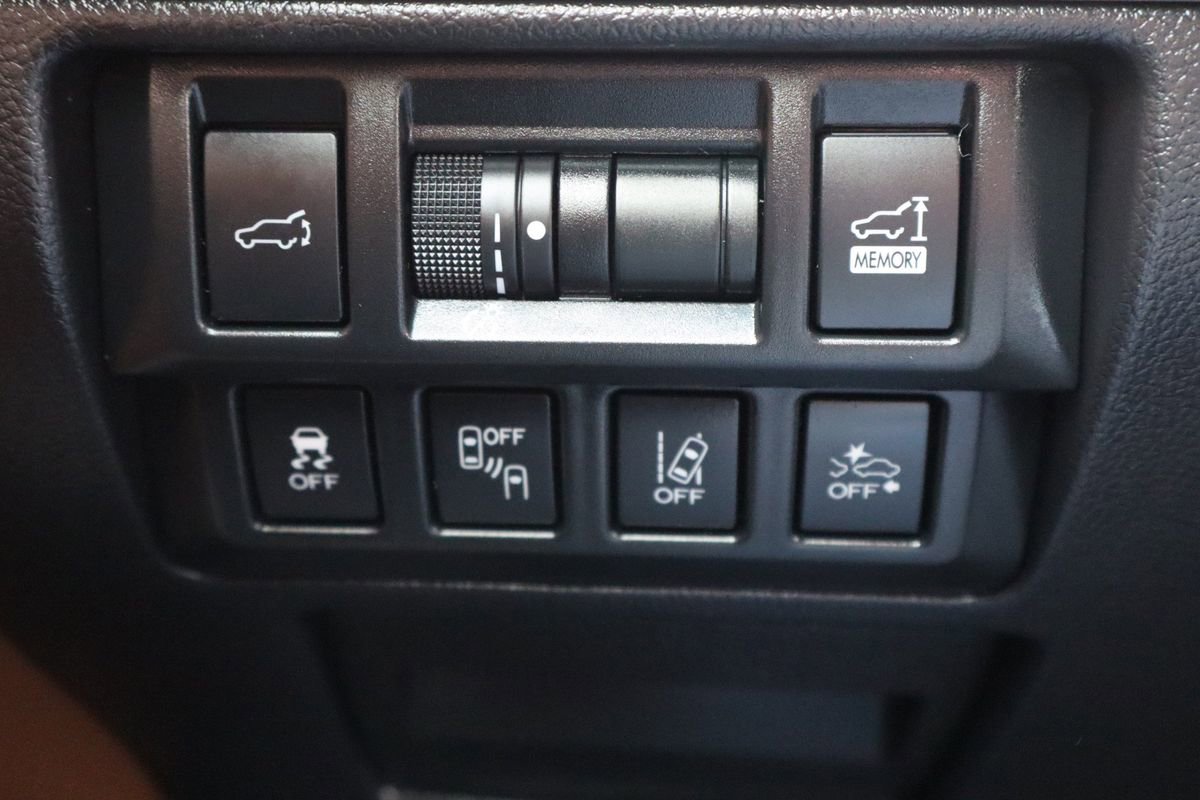 Used 2018 Subaru Outback 2.5i Touring w/ Popular Package #3 AWD/4WD image 29