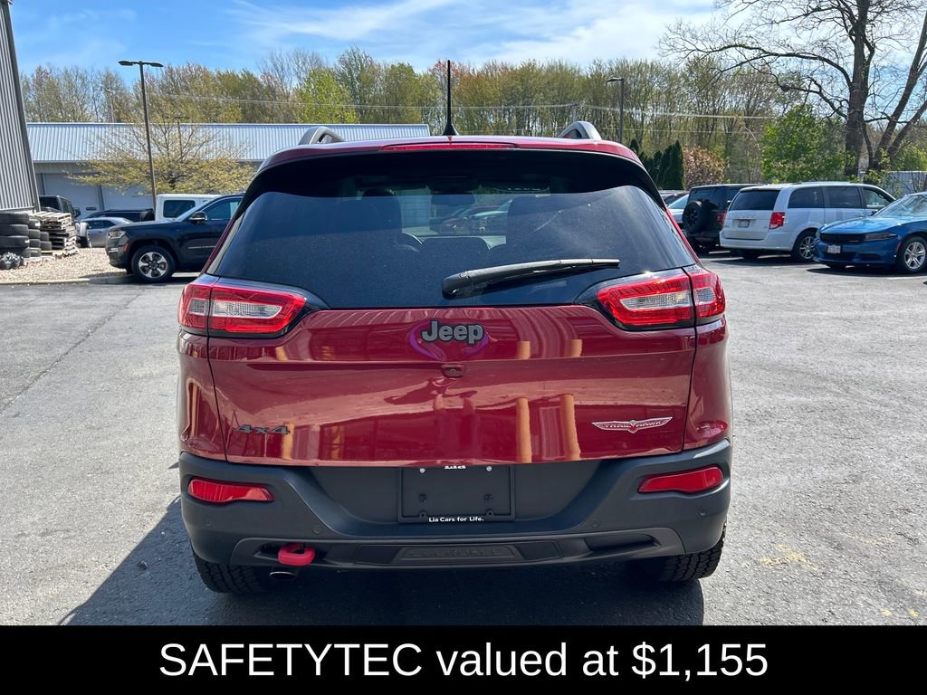 Used 2017 Jeep Cherokee Trailhawk w/ Comfort/Convenience Group AWD/4WD image 5