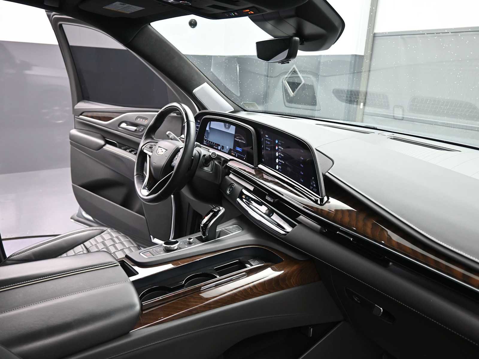 Used 2023 Cadillac Escalade Sport Platinum image 29