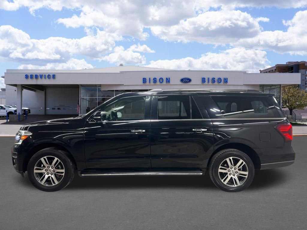 Used 2023 Ford Expedition Max Limited image 6