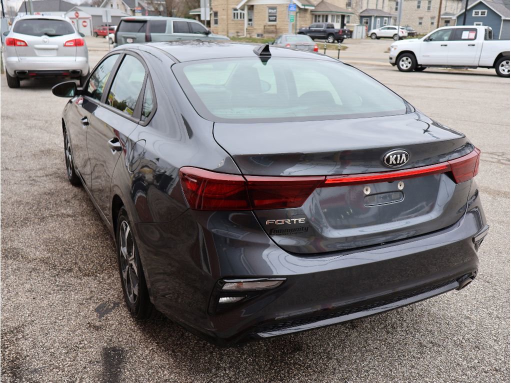 Used 2021 Kia Forte LXS image 6