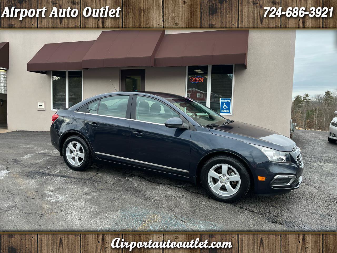 Used 2016 Chevrolet Cruze LT FWD image 1
