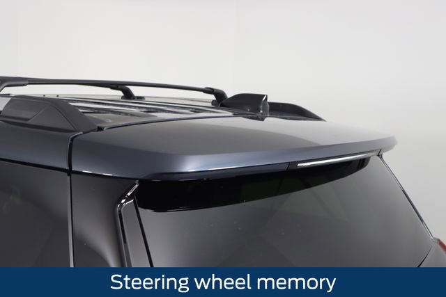 New 2025 Ford Expedition Max Platinum w/ Driver's Package image 22