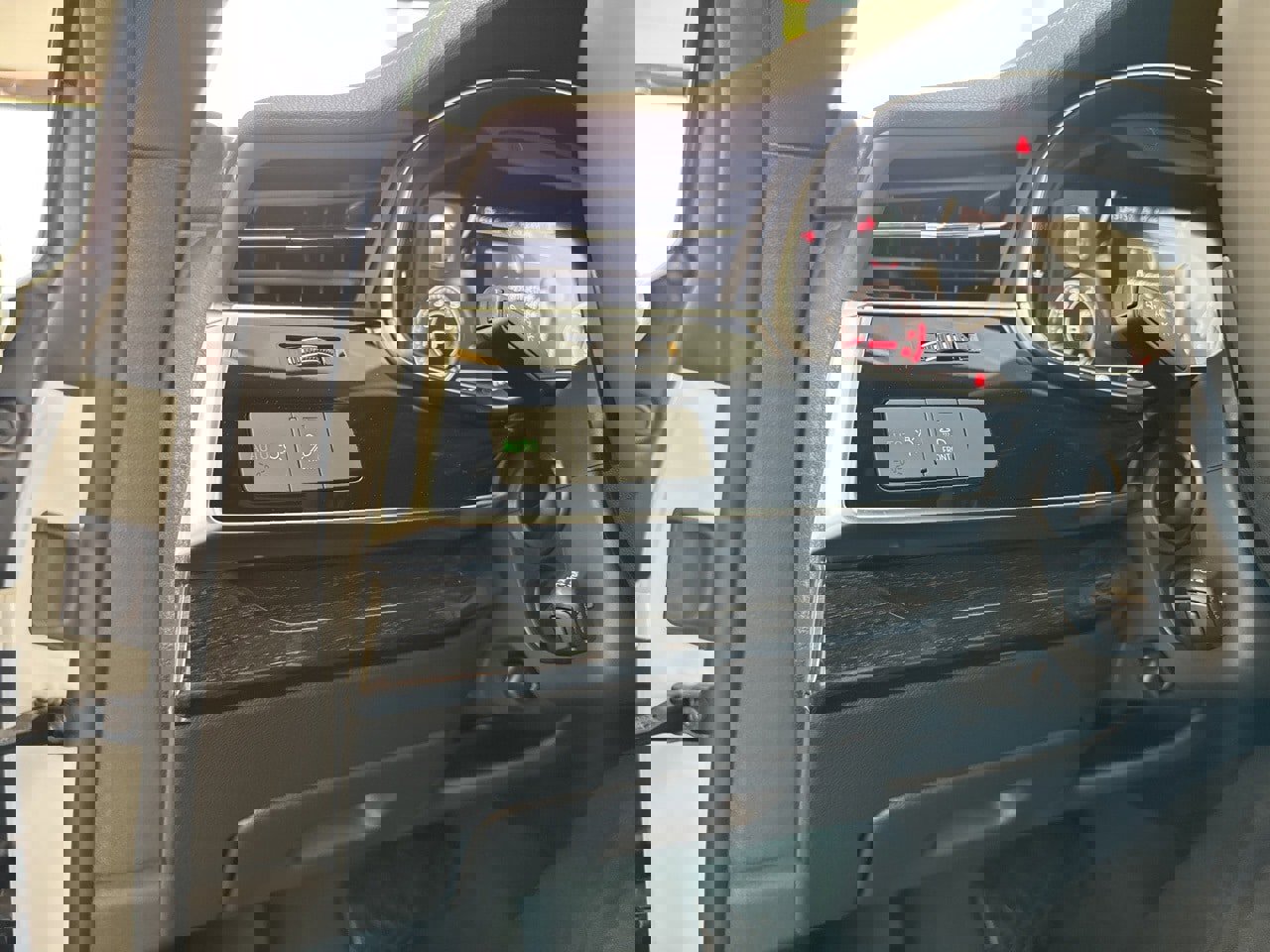 New 2025 Audi Q8 Premium Plus image 37