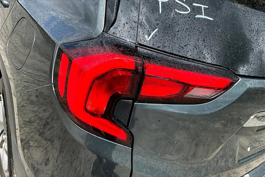 Used 2020 GMC Terrain SLT image 29