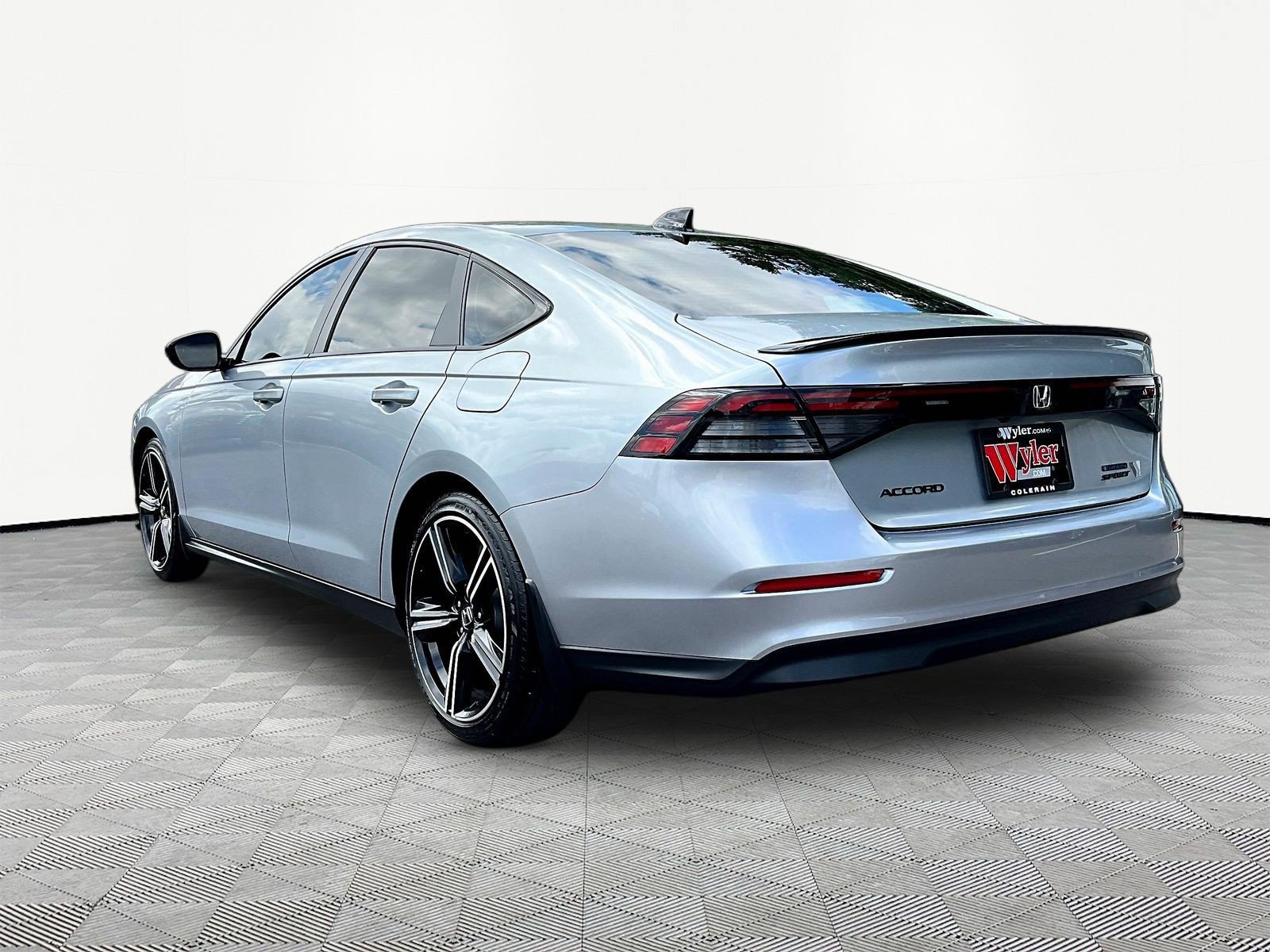 Used 2026 Honda Accord Sport image 4