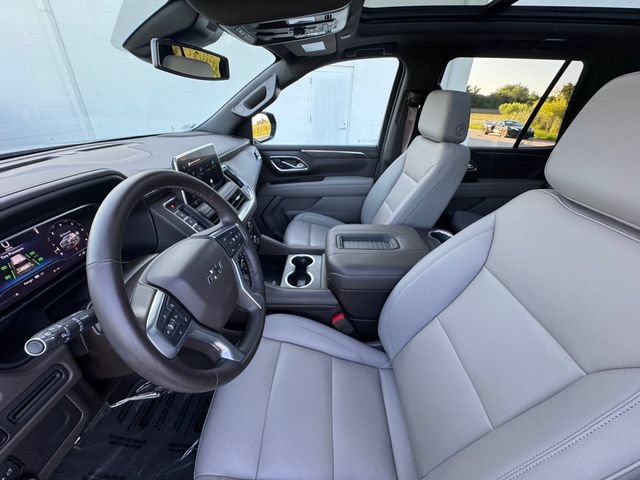 Used 2023 Chevrolet Tahoe Z71 w/ Luxury Package AWD/4WD image 27
