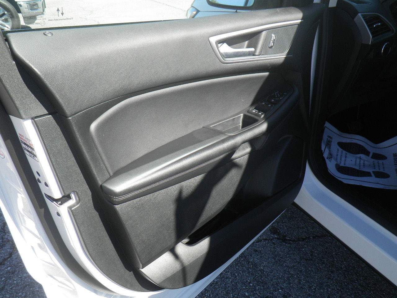 Certified 2024 Ford Edge SEL image 15