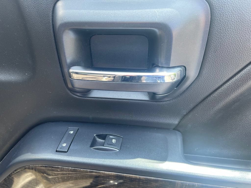 Used 2016 GMC Sierra 1500 Denali w/ Enhanced Driver Alert Package AWD/4WD image 38