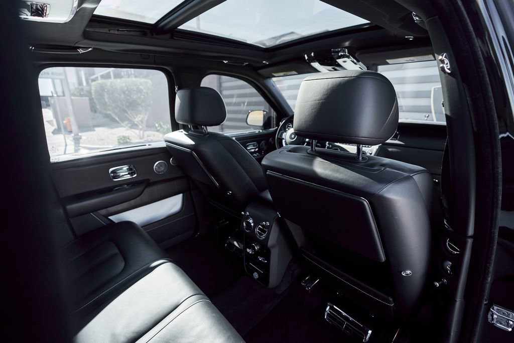 Used 2019 Rolls-Royce Cullinan AWD/4WD image 45