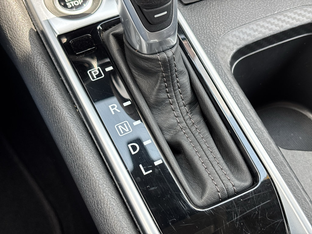 Used 2025 Nissan Sentra SV FWD image 25