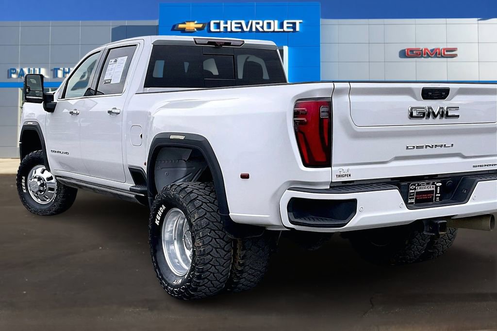 Used 2024 GMC Sierra 3500 Denali Ultimate image 4