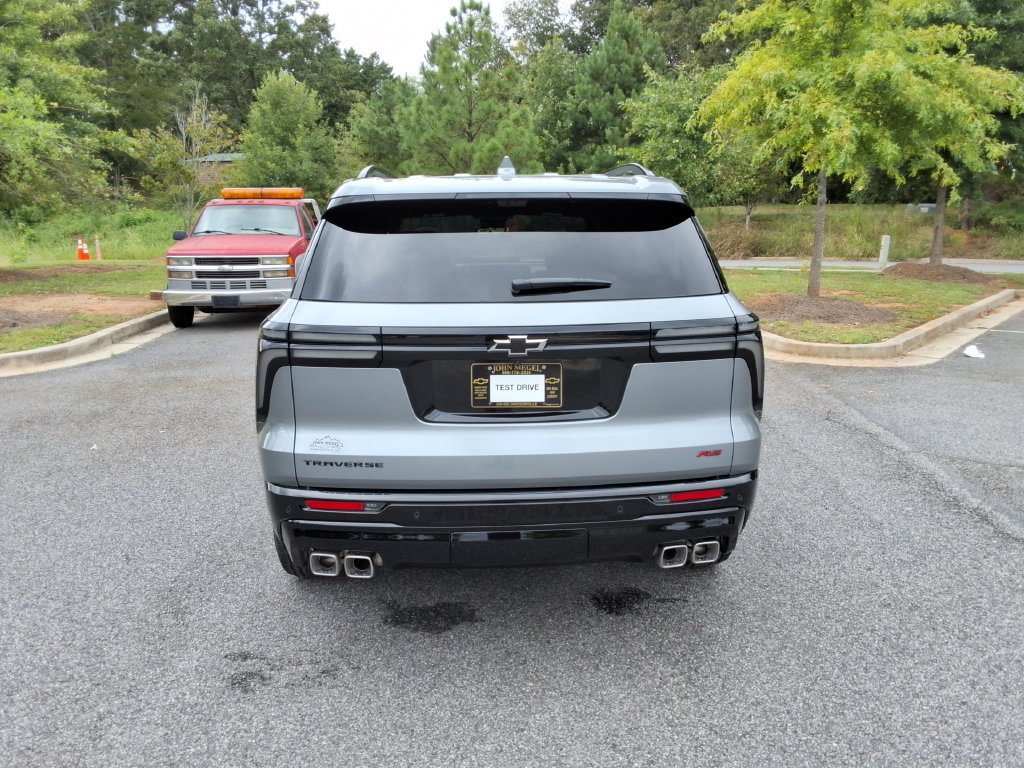 New 2027 Chevrolet Traverse RS FWD image 6