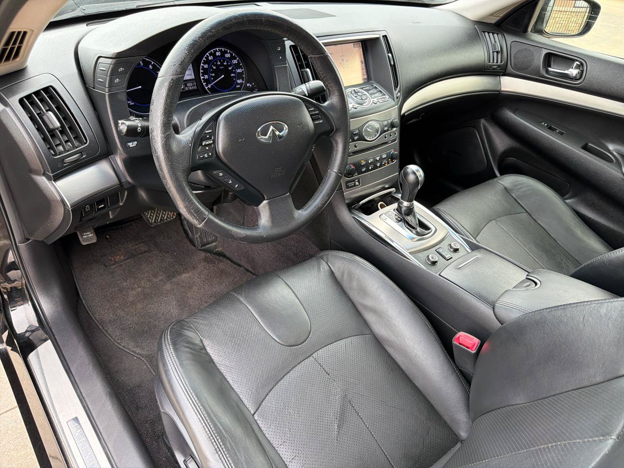 Used 2015 INFINITI Q40 AWD w/ Navigation Package image 10