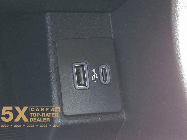 Used 2024 Ford Edge SEL image 29