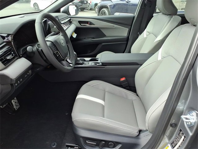 New 2026 Toyota Camry SE image 7
