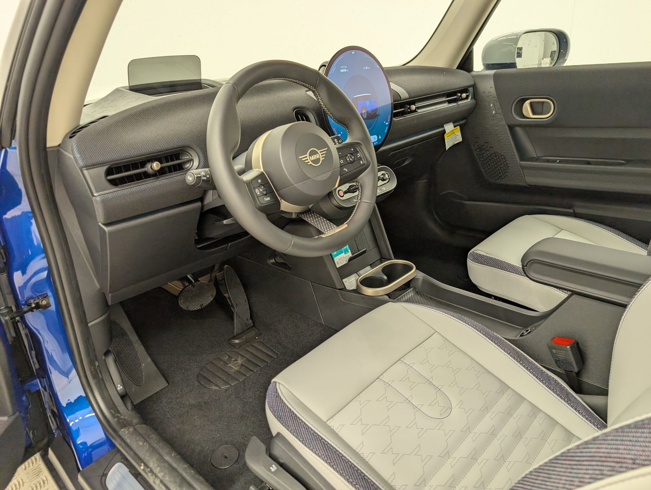 New 2026 MINI Cooper S image 4