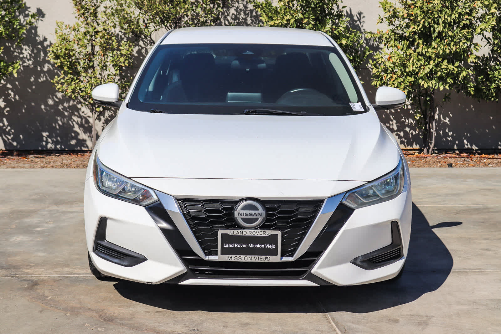 Used 2020 Nissan Sentra SV FWD image 2