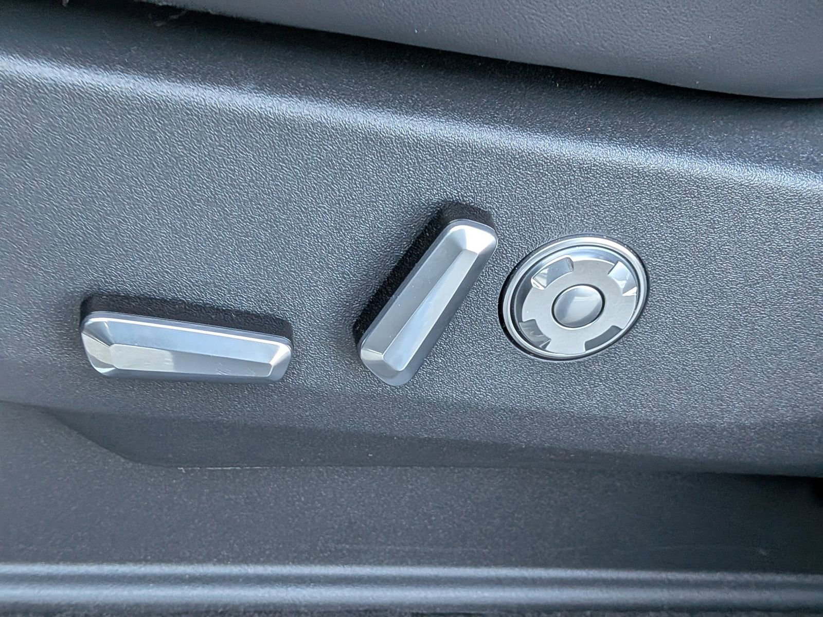 Used 2025 Lincoln Navigator Black Label image 24