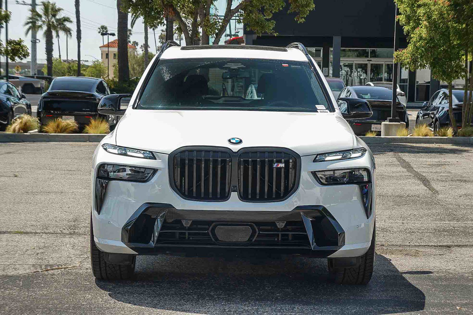 Used 2024 BMW X7 M60i w/ Executive Package AWD/4WD image 2