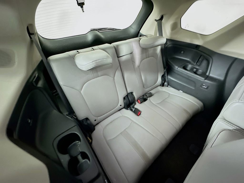 Used 2023 Honda Pilot Touring image 42