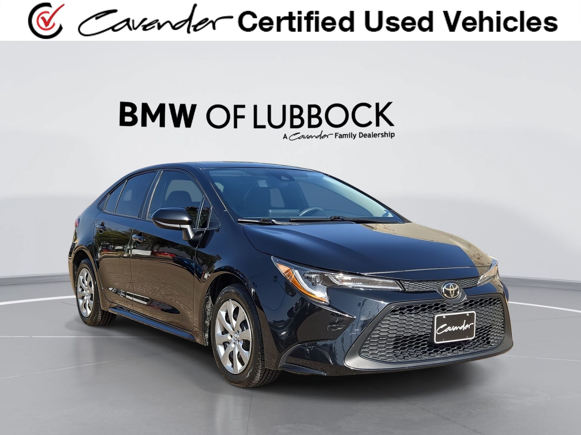 Used 2022 Toyota Corolla LE FWD image 1