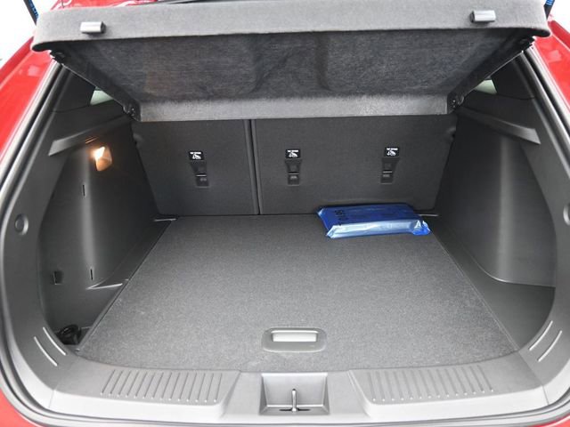 New 2026 Chevrolet Trax RS w/ Sunroof Package image 38