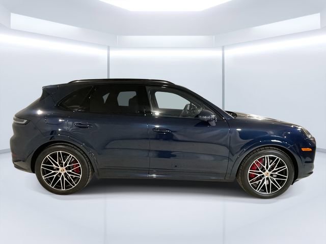 New 2026 Porsche Cayenne GTS AWD/4WD image 8