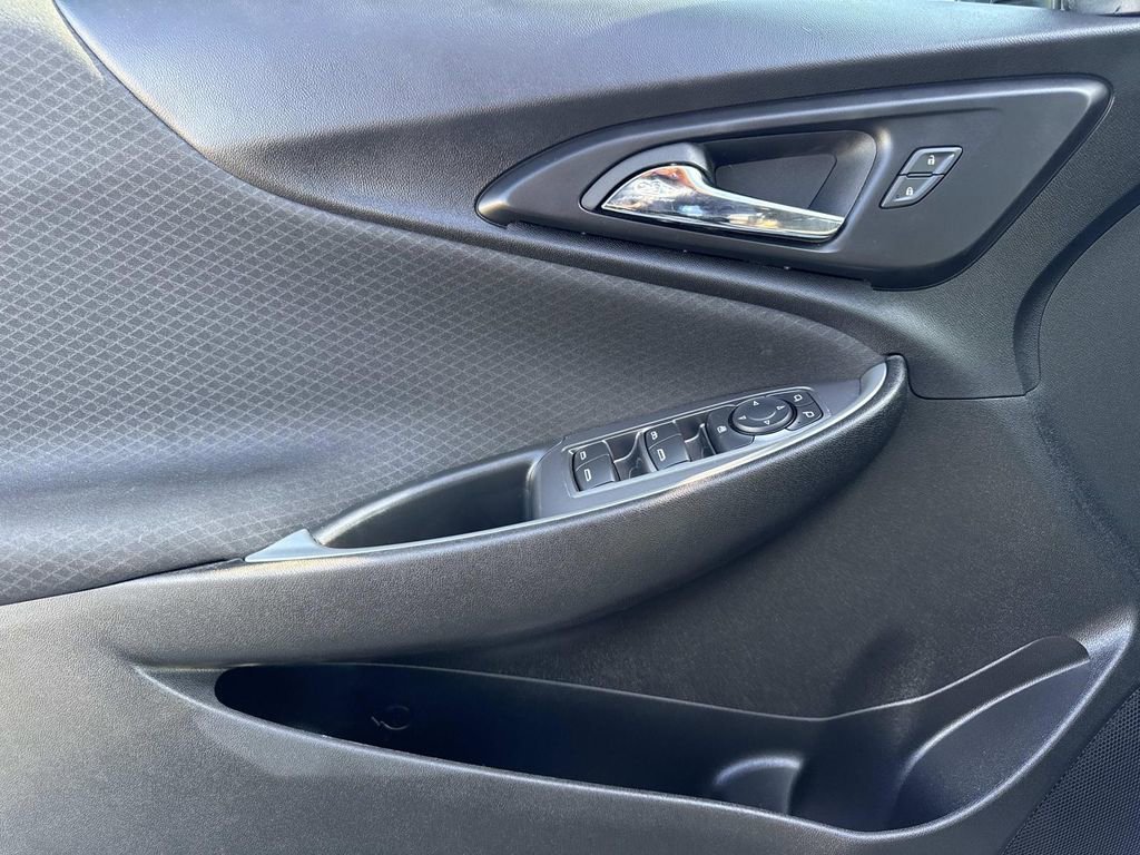 Used 2024 Chevrolet Malibu LT image 18