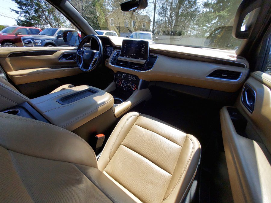 Used 2021 Chevrolet Tahoe Premier w/ Premium Package image 11