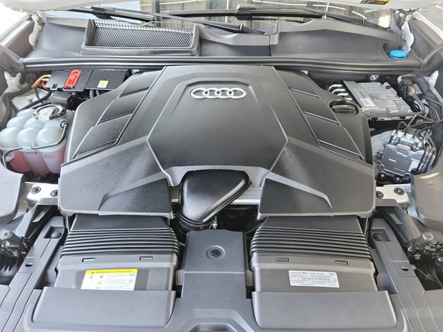 Used 2023 Audi Q8 Premium Plus w/ Premium Plus Package AWD/4WD image 30