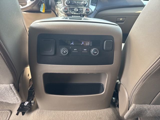 Used 2019 Chevrolet Suburban LT RWD image 9