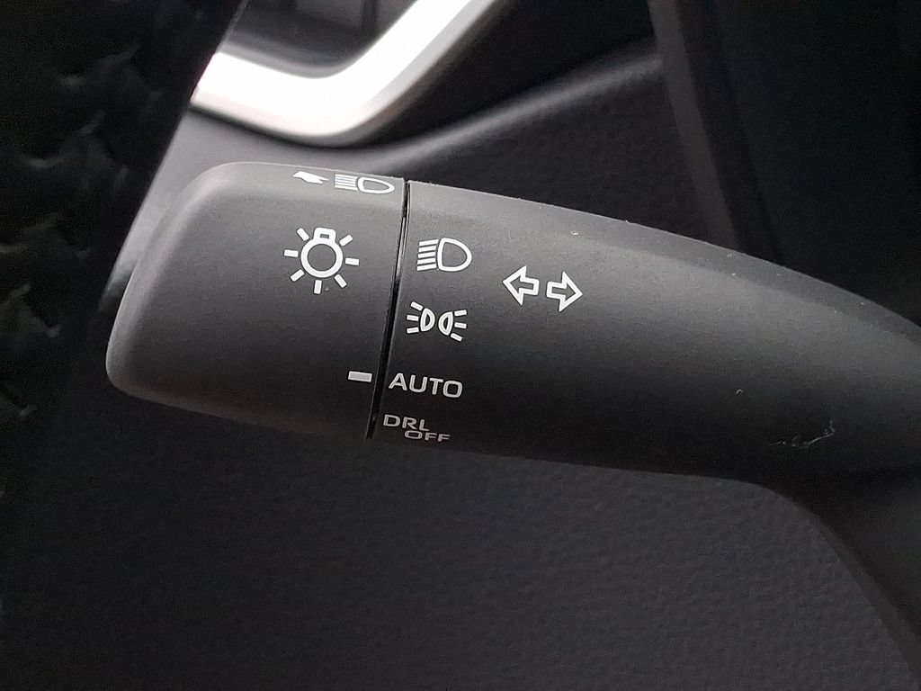 Used 2026 Toyota Corolla SE FWD image 20